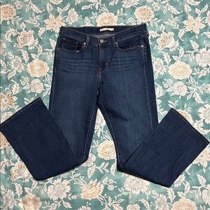 Levi Classic Boot Cut Jean